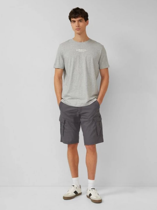 Foto van product Bestand: Cargo shorts met logodetails s.Oliver grijs