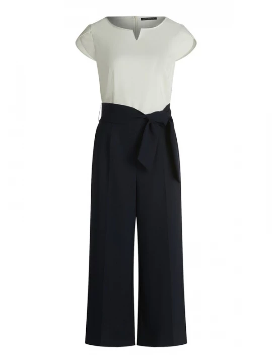 Foto van product Betty Barclay Jumpsuit ecru / navy
