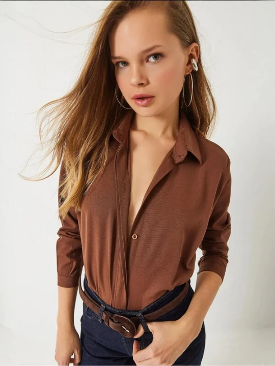Foto van product Bianco Lucci Blouse bruin