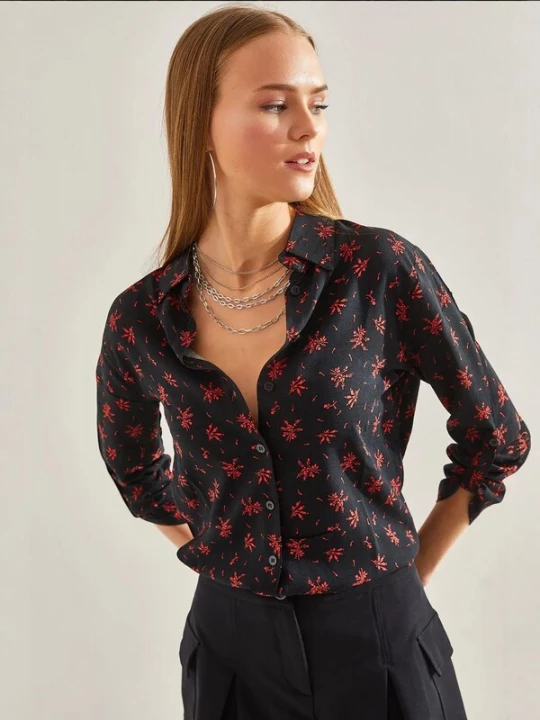 Foto van product Bianco Lucci Blouse rood / zwart