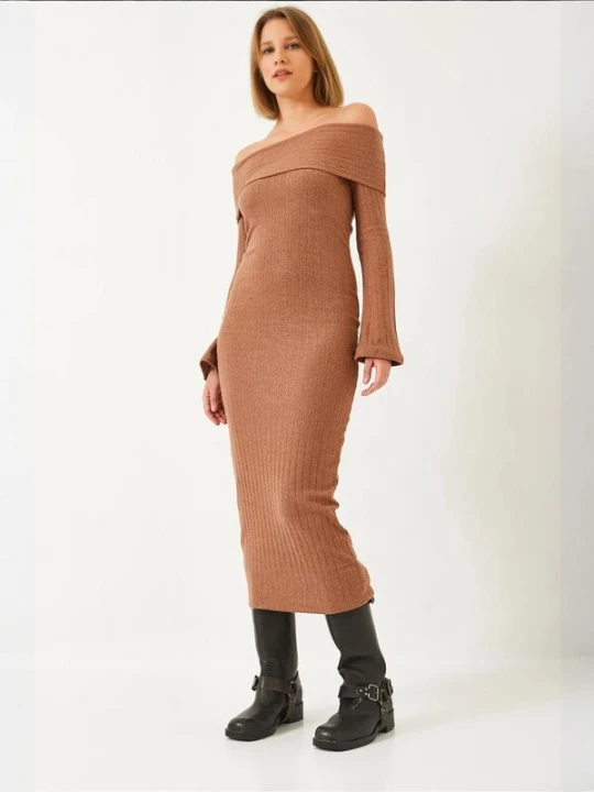 Foto van product Bianco Lucci Jurk camel