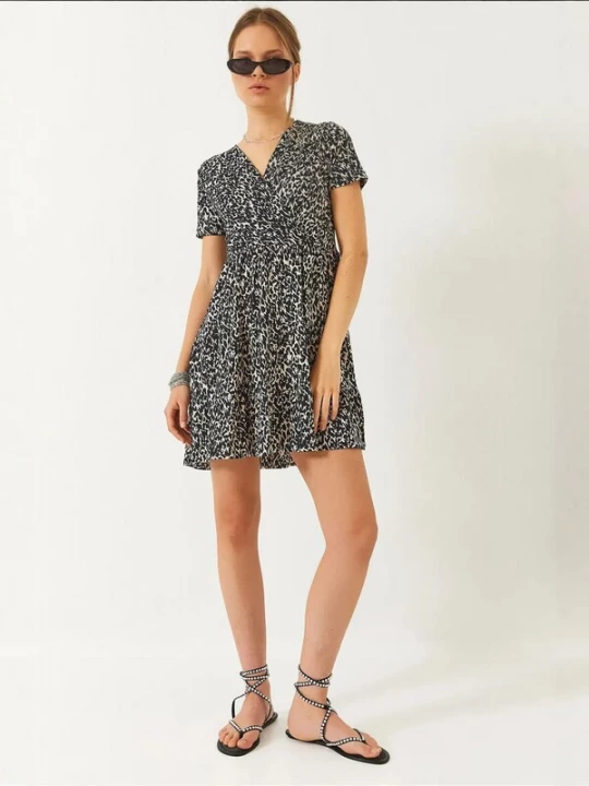 Foto van product Bianco Lucci Jurk zwart / offwhite