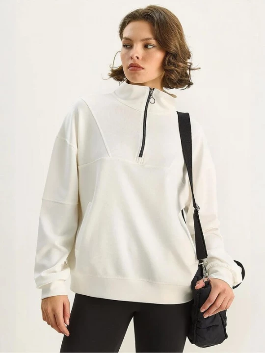 Foto van product Bianco Lucci Sweatshirt ivoor