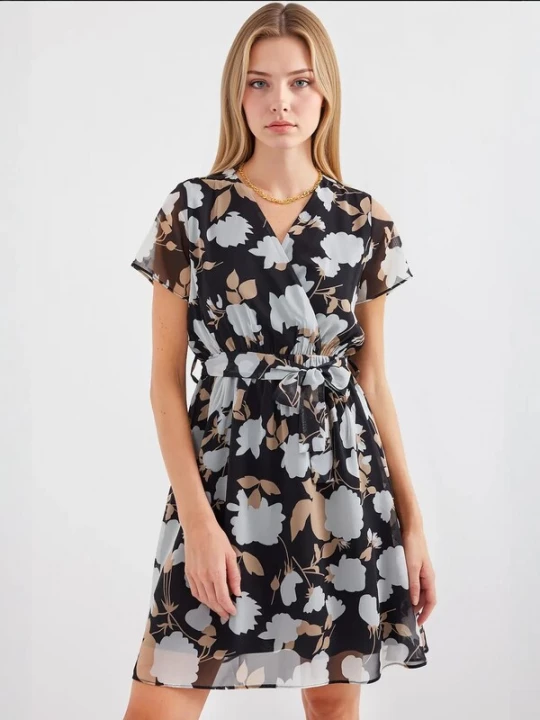 Foto van product Bigdart Jurk cappuccino / zwart / offwhite