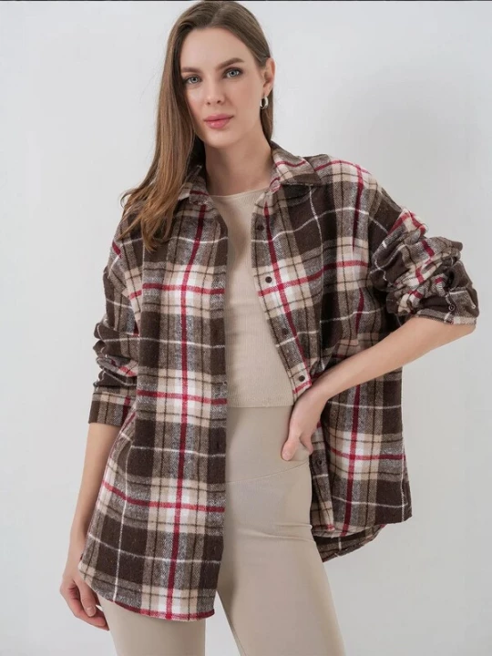 Foto van product Bigdart Shirt beige / donkerbruin / rood / wit