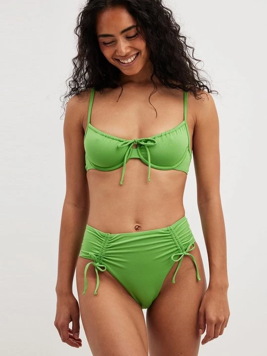 Foto van product Bikinitop NA-KD groen gemêleerd