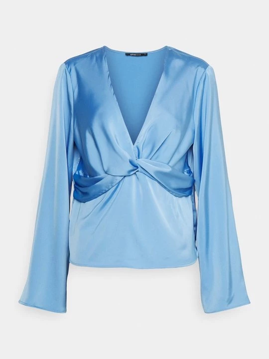 Foto van product Blouse Gina Tricot lichtblauw