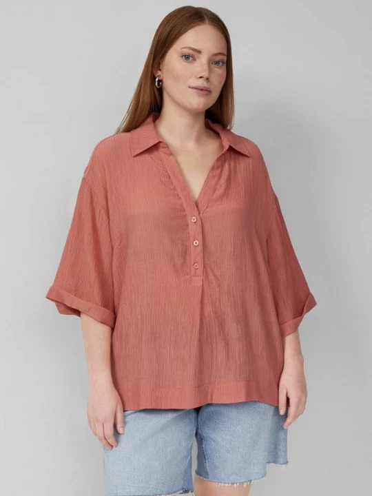 Foto van product Blouse in een loose fit met garment wash QS