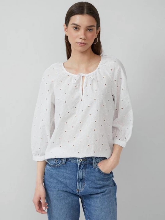Foto van product Blouse met opengewerkt borduursel QS wit