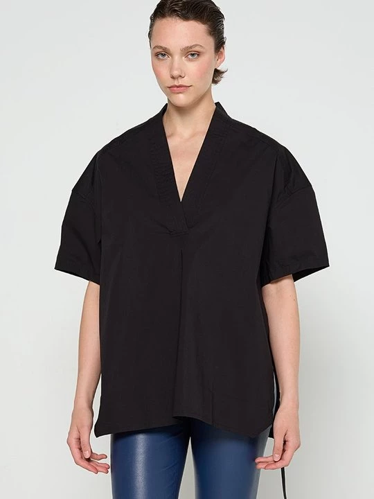 Foto van product Blouse Remain zwart