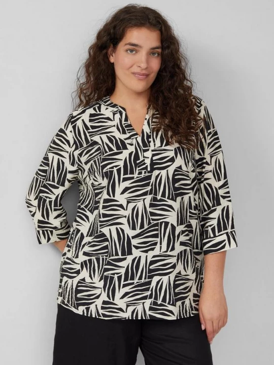 Foto van product Blouse van een gestructureerde viscosemix met print all-over s.Oliver zwart