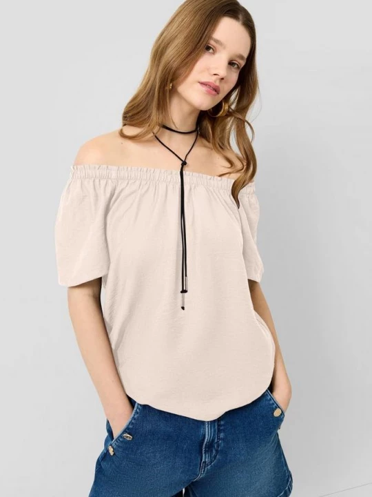 Foto van product Blouse van viscose-mix met carmenhals QS