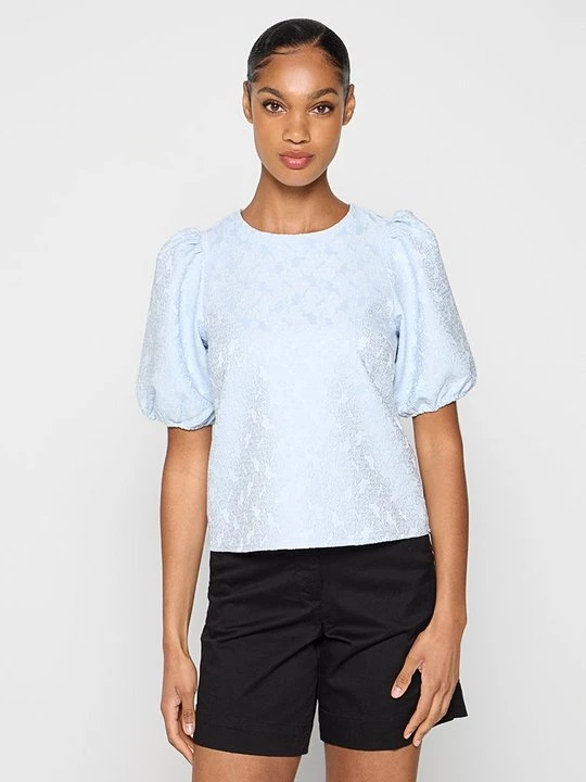 Foto van product Blouse Y.A.S lichtblauw