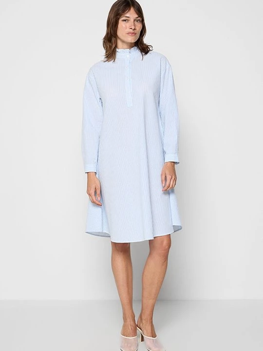 Foto van product Blousejurk Le Jardin du Lin lichtblauw