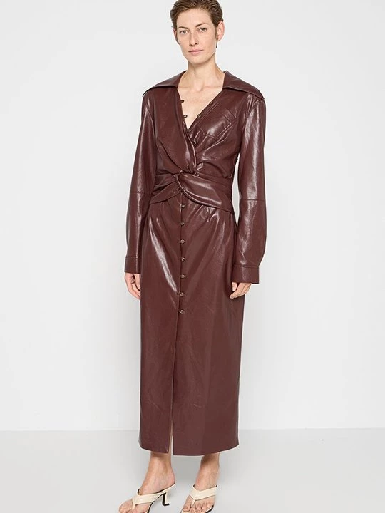 Foto van product Blousejurk Nanushka bruin