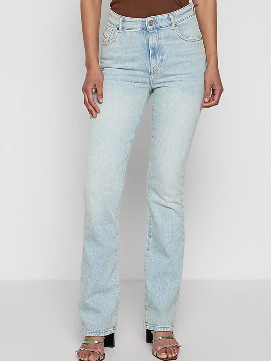 Foto van product Bootcut jeans Diesel lichtblauw
