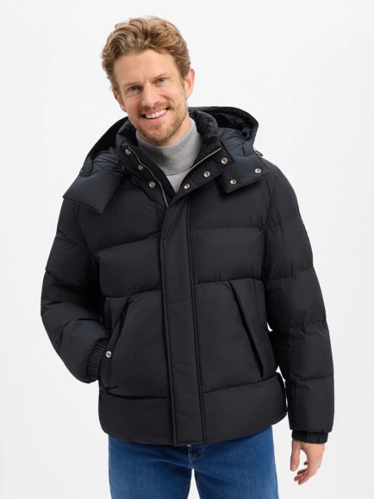 Foto van product BOSS Winterjas 'Corbinian' zwart