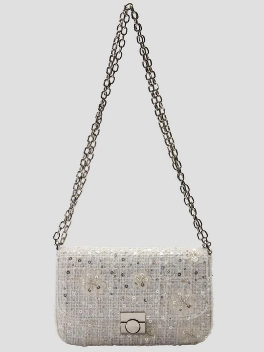 Foto van product Bouclé stadstas met edelstenen en ketting s.Oliver crème