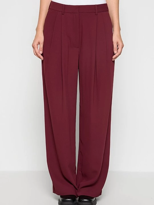 Foto van product Broek 2nd Day rood
