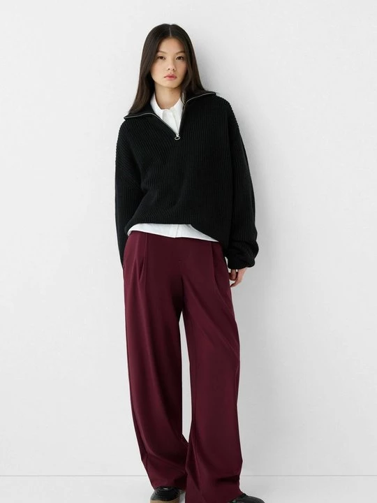 Foto van product Broek Bershka bordeauxrood
