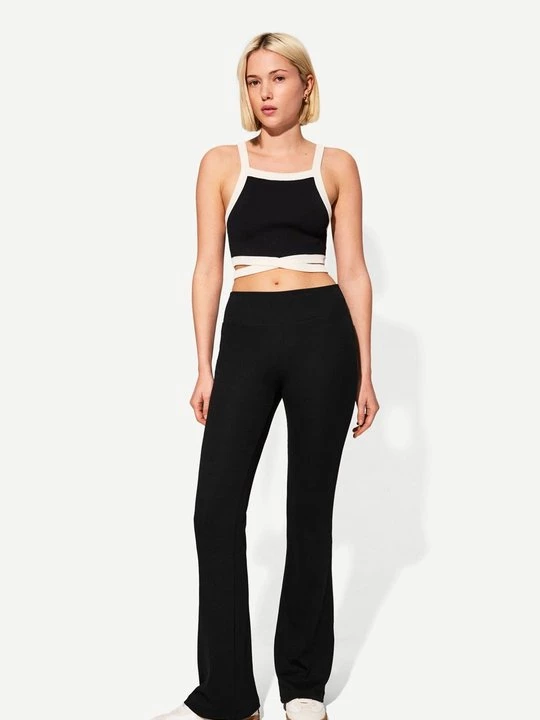 Foto van product Broek Bershka zwart