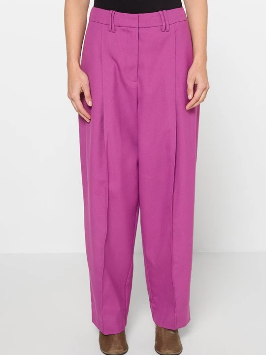 Foto van product Broek Ganni bordeauxrood
