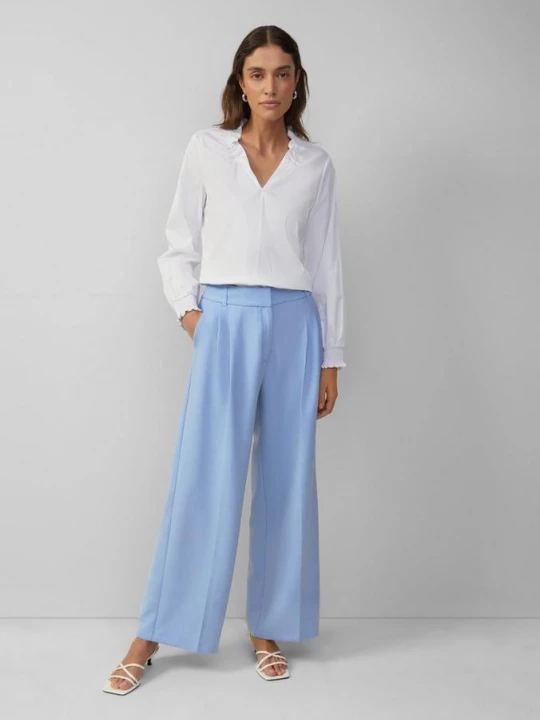 Foto van product Broek met wijde pijpen en een hoge tailleband s.Oliver blauw