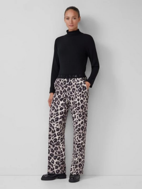 Foto van product Broek met wijde pijpen in scuba met elastische tailleband met logo s.Oliver