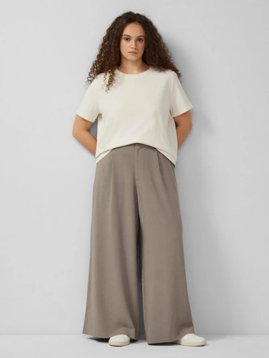 Foto van product Broek met wijde pijpen QS bruin