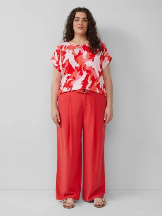 Foto van product Broek met wijde pijpen van een viscosemix met stoffen ceintuur s.Oliver rood
