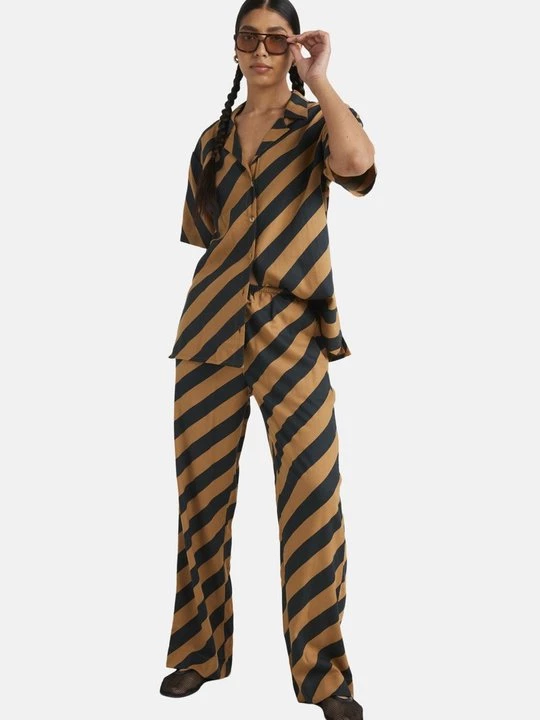 Foto van product Broek RVCA camel