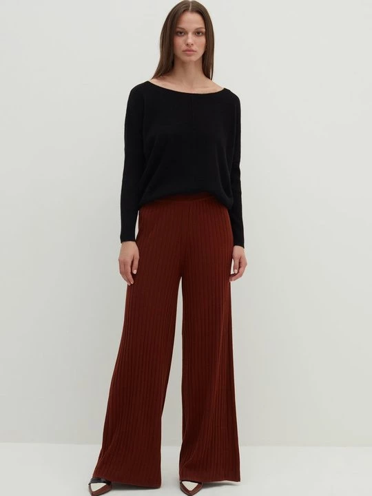 Foto van product Broek Stefanel bordeauxrood