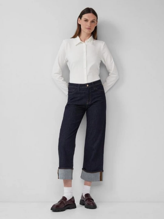 Foto van product Broek Suri / Regular Fit / Halfhoog / Wijde pijpen / 360° Denim s.Oliver blauw