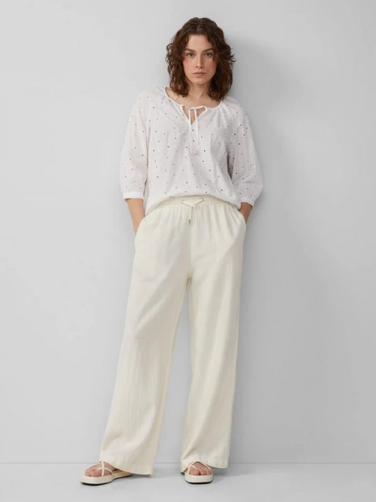 Foto van product Broek van een linnenmix met elastiek en wijde pijpen QS crème