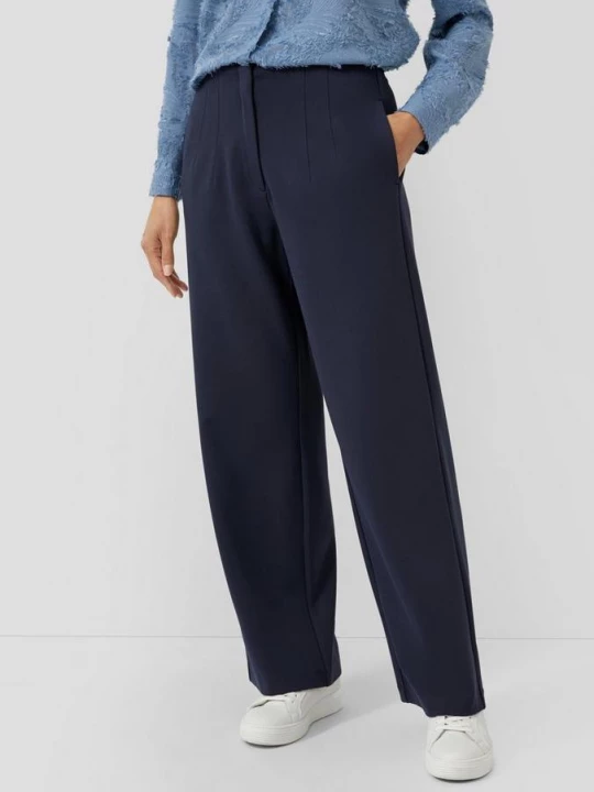 Foto van product Broek van elastische stof met hoge taille en wijde pijpen s.Oliver blauw