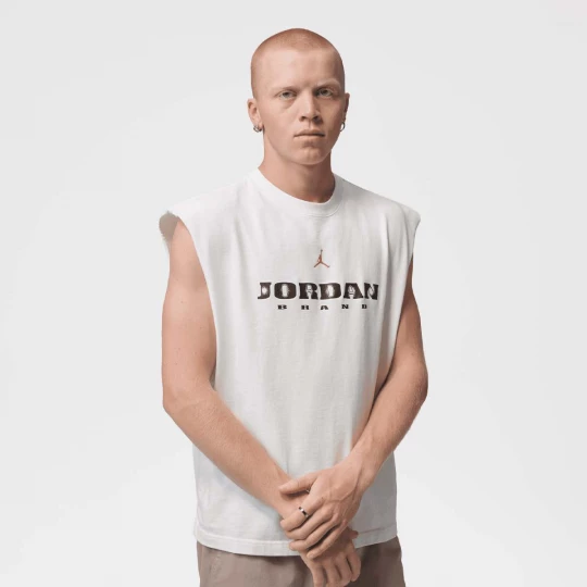 Foto van product Brooklyn Graphic Sleeveless Muscle Top Jordan beżowy