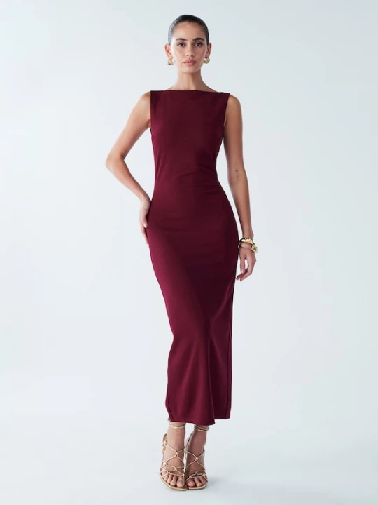 Foto van product BWLDR Cocktailjurk 'Shian' wijnrood