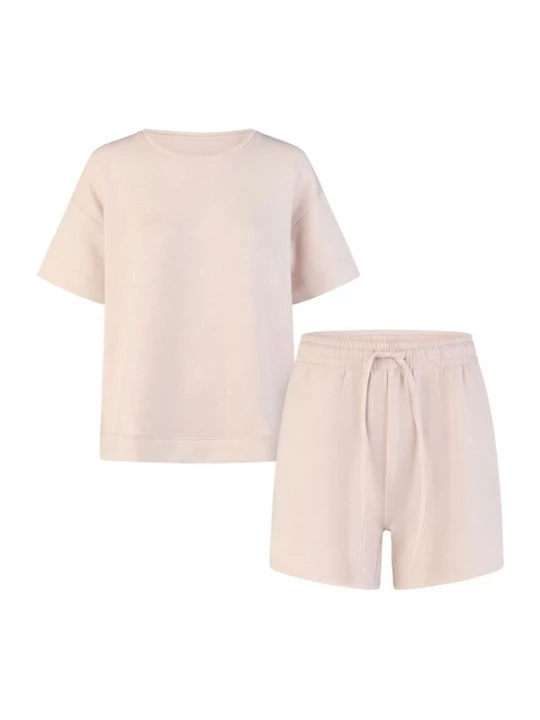 Foto van product By Louise Pyjama 'by Louise Women's Pyjamas – Short-sleeved pyjamas with short trousers Floral' rosé