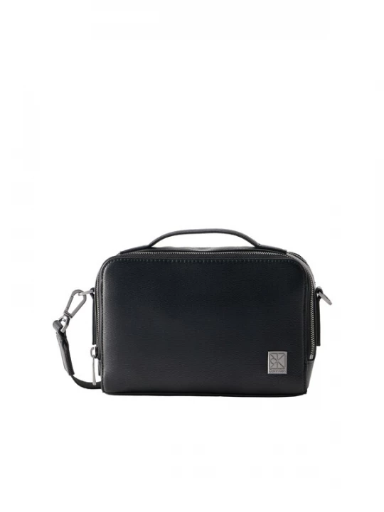 Foto van product Calvin Klein Cameratas 'Emblem Hardware Camera' zwart