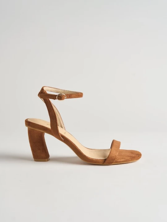 Foto van product Camomilla Italia Sandaal 'SOEMI' bruin