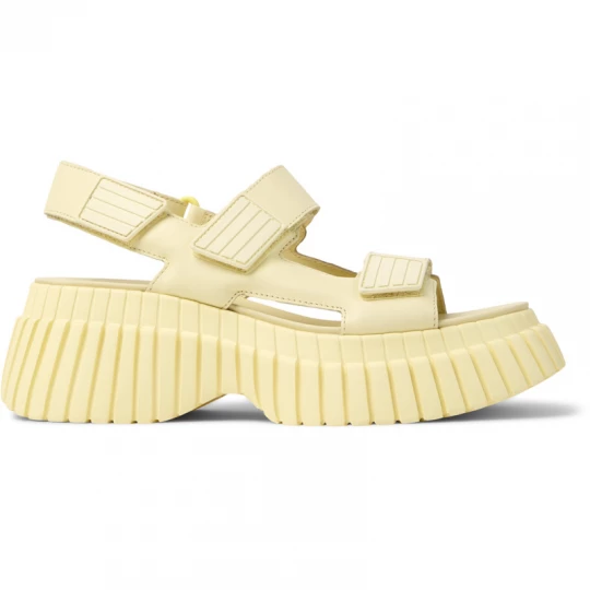 Foto van product CAMPER BCN - Nette schoenen voor Dames - Geel, Smooth leather