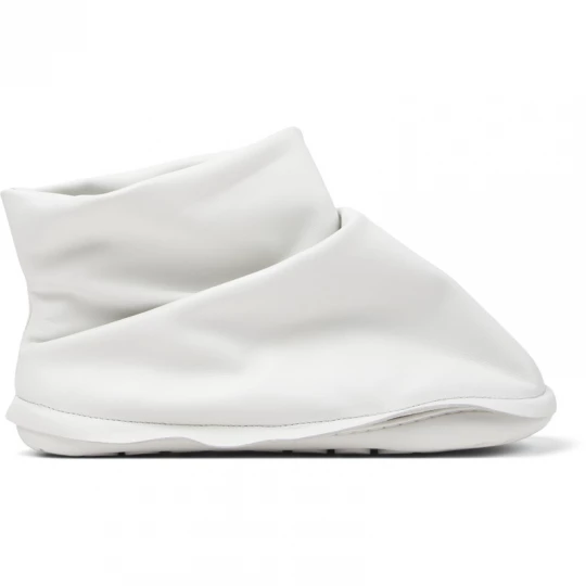 Foto van product CAMPER Camper x ISSEY MIYAKE - Peu Form - Enkellaarzen voor Dames - Wit, Smooth leather