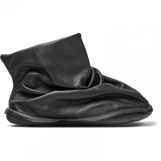 Foto van product CAMPER Camper x ISSEY MIYAKE - Peu Form - Enkellaarzen voor Dames - Zwart, Smooth leather