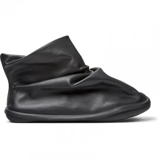Foto van product CAMPER Camper x ISSEY MIYAKE - Peu Form - Enkellaarzen voor Heren - Zwart, Smooth leather