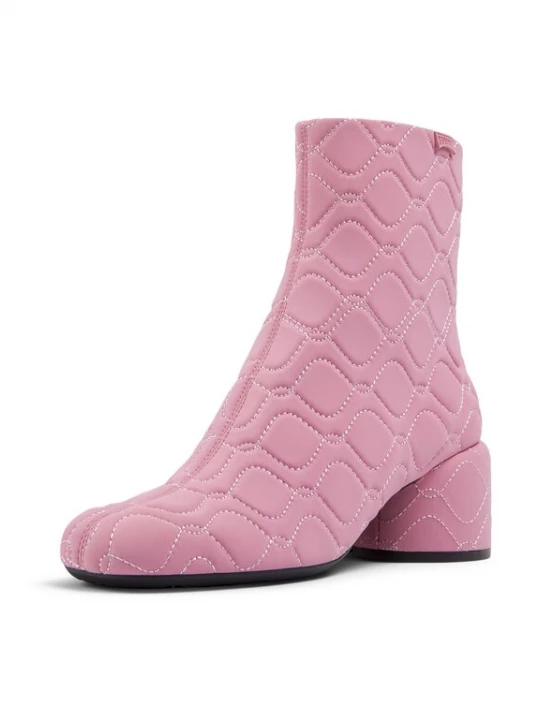 Foto van product CAMPER Enkellaarsjes 'Niki' rosa