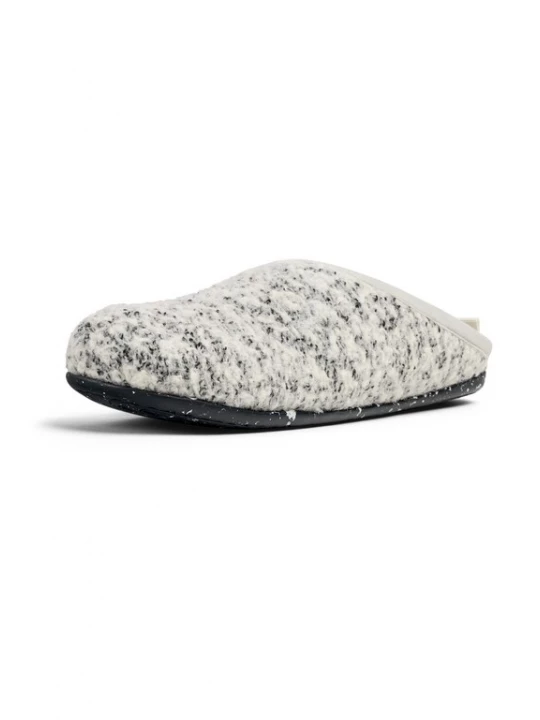 Foto van product CAMPER Huisschoenen 'Wabi' wit / wit gemêleerd