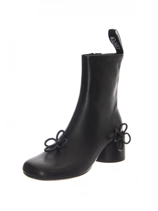 Foto van product CAMPER Laarzen 'Gobi Negro Flowers / Niki Gobi Negro-Negro' zwart