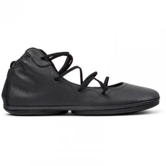Foto van product CAMPER Right - Enkellaarzen voor Dames - Zwart, Smooth leather