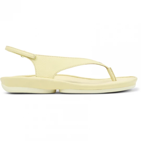 Foto van product CAMPER Right Isla - Sandalen voor Dames - Geel, Smooth leather