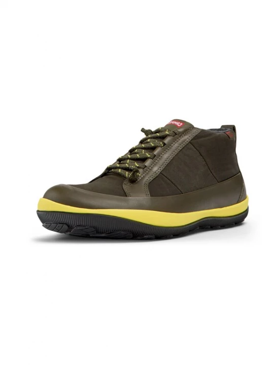 Foto van product CAMPER Veterlaarzen 'Peu Pista' donkerbruin / geel